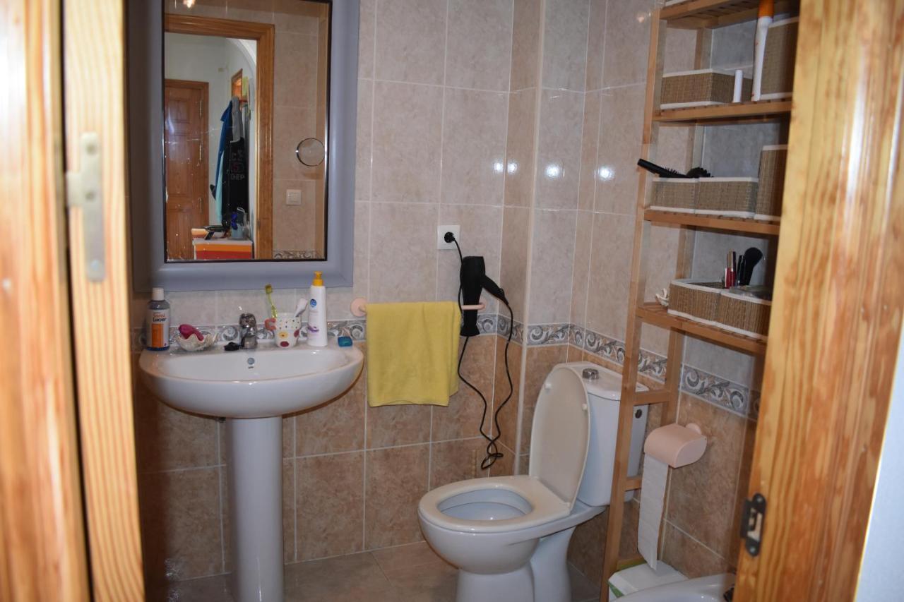 Apartamento Zona Atalaya con garaje y WIFI GRATIS cerca de la playa La Fontanilla Conil De La Frontera Exterior foto
