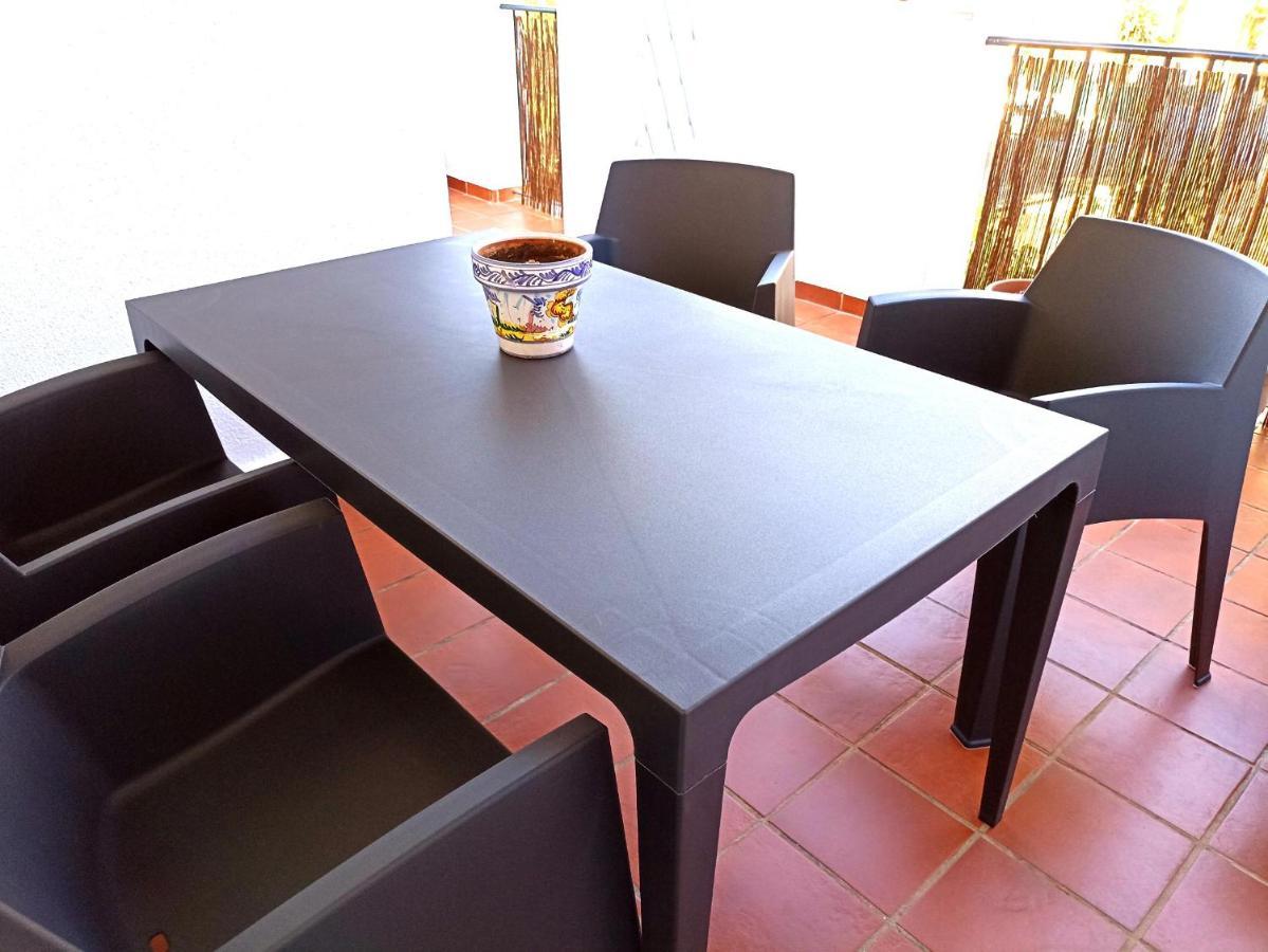 Apartamento Zona Atalaya con garaje y WIFI GRATIS cerca de la playa La Fontanilla Conil De La Frontera Exterior foto