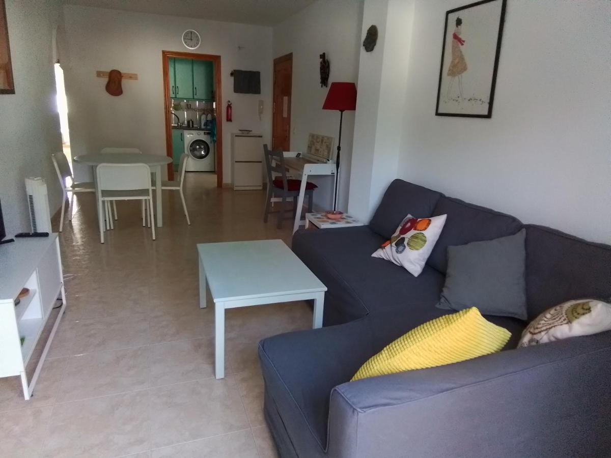 Apartamento Zona Atalaya con garaje y WIFI GRATIS cerca de la playa La Fontanilla Conil De La Frontera Exterior foto